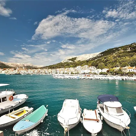 Sale Marija 3* Baška