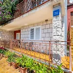 Sale Marija Πανσιόν 3*