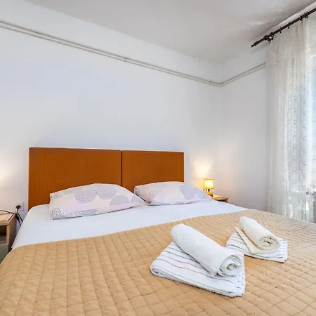 Sale Marija 3*