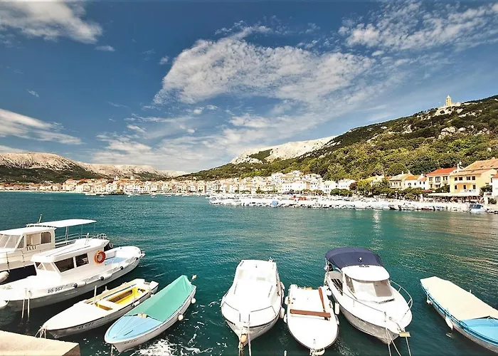 Sale Marija 3* Baška